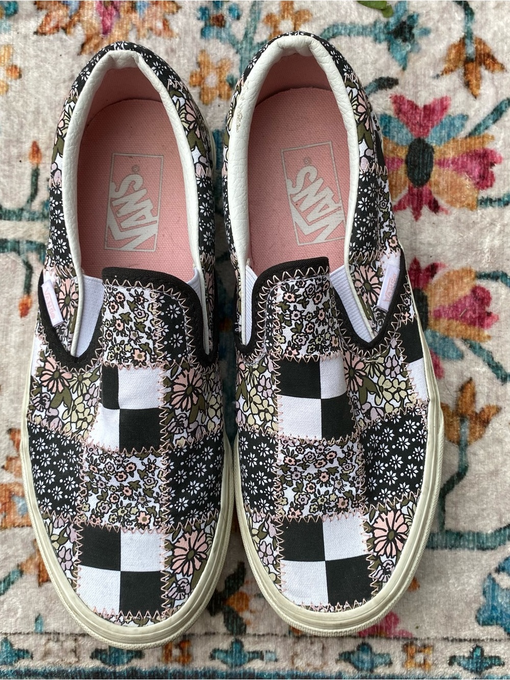 Vans Black Pink Patchwork Floral Slip On Sneakers Shoes Men's 6.5, Women’s 8.0